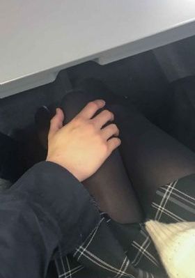 嫩模大胆_80s电影全集在线观看播放