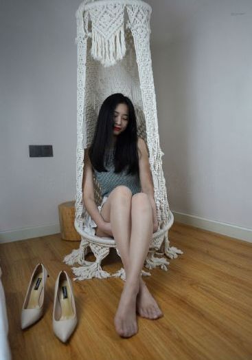 《乳色吐息》第一集_HD720韩语国语版在线观看免费