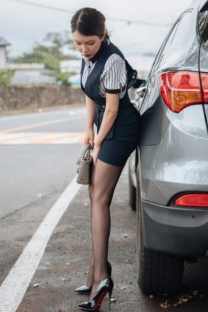 黑人巨鞭大战丰满少妇_高清无水印普通话在线观看