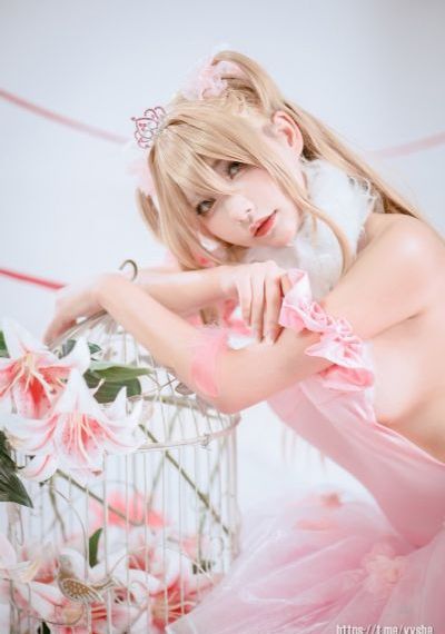 艾曼妞克里丝塔·艾伦_超前点播在线手机观看