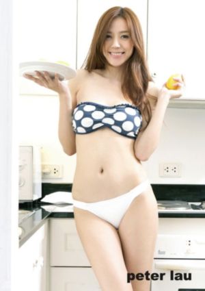 大美女把胸全部露出来的照片_精品视频免费全集观看