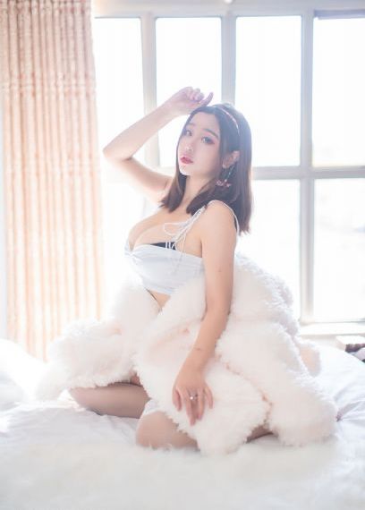 黑人日本一区9区_精彩花絮高清视频观看