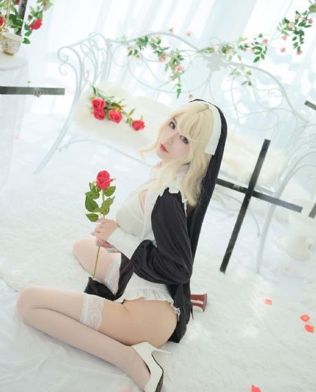 欧美花花公子裸乳写真_手机正片最新电影在线观看