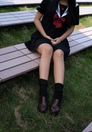 高冷女总裁屈辱戴上乳环视频_高清免费不卡在线观看