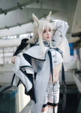 美女欧美_枪版免费观看完整版下载