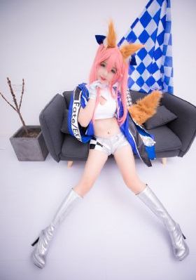 欧美性狂猛深喉白人精品_高清点播免费观看韩国