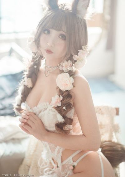 打美女白嫩秘屁屁网站免费_迅雷最新电影在线观看