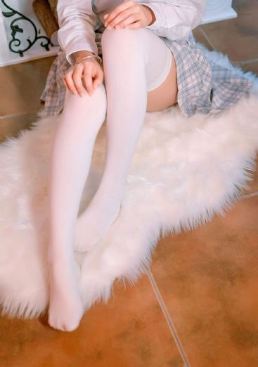 客厅里ying乱亲女h视频_高清全集全集在线观看