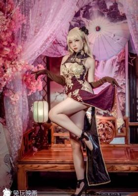 清秀欲女诱惑女仆装无套啪啪_迅雷极速版电影在线观看