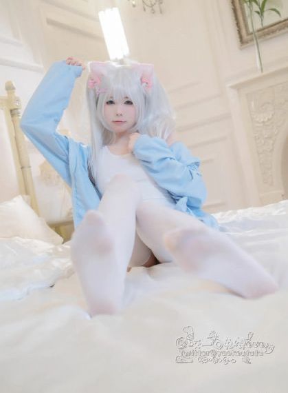 女邻居丰满的奶水在线观看_免费首播超清在线观看