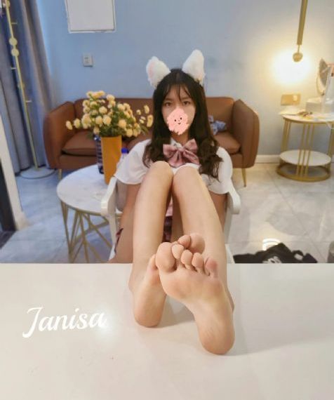 丰满迷人的人妻_手机正片手机免费观看完整