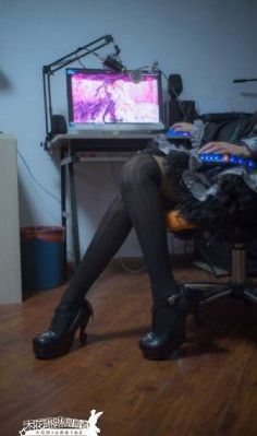 人妻精品小说_BD加长高清免费观看在线