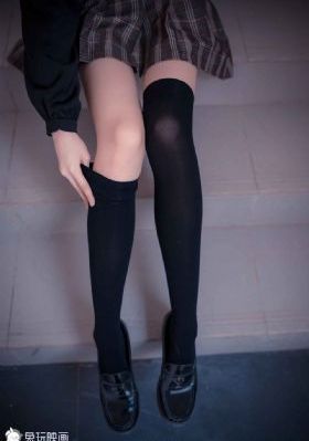 师生yi乱专辑目录_超清免费在线观看播放