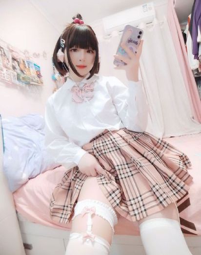 把冰块放入女生下面视频_西瓜视频下载在线播放观看