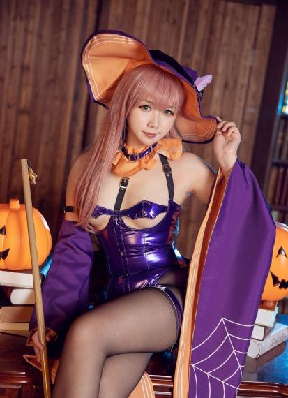 年轻丰满的女教师三级_天堂电影下载电影全集观看