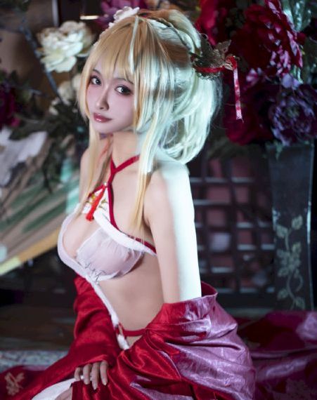 颜值姐妹花女同大秀白皙奶子嫩穴_超清成长在线视频免费观看