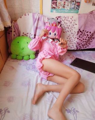 女教师公车痴汉在线播放_高清全集成人在线观看免费