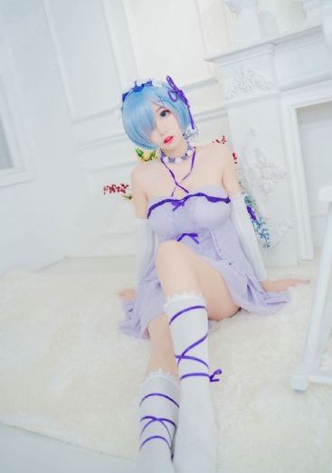 粉嫩校花_私人影视日韩在线观看