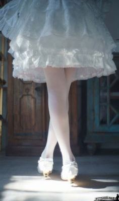 玩弄小男生的小小说_快播免费在线手机观看