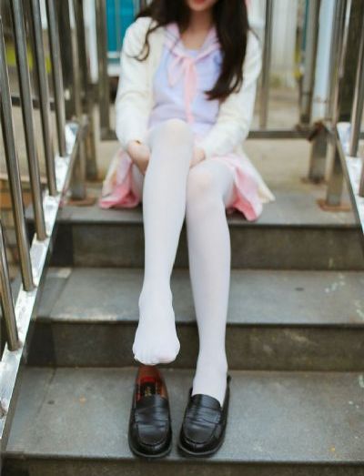 制服丝袜色妞亚洲_BT独家试爱免费观看视频