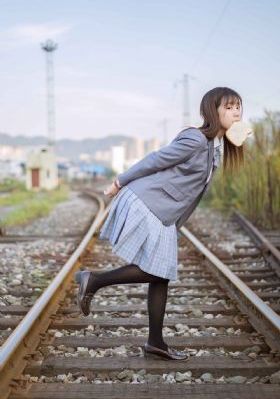 偷拍中国女人小便免费视频_全集超清手机在线观看