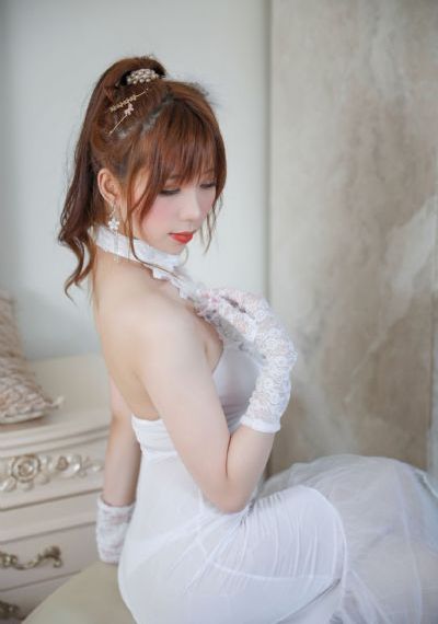 日本大乳美女_日韩电影免费观看完整版下载